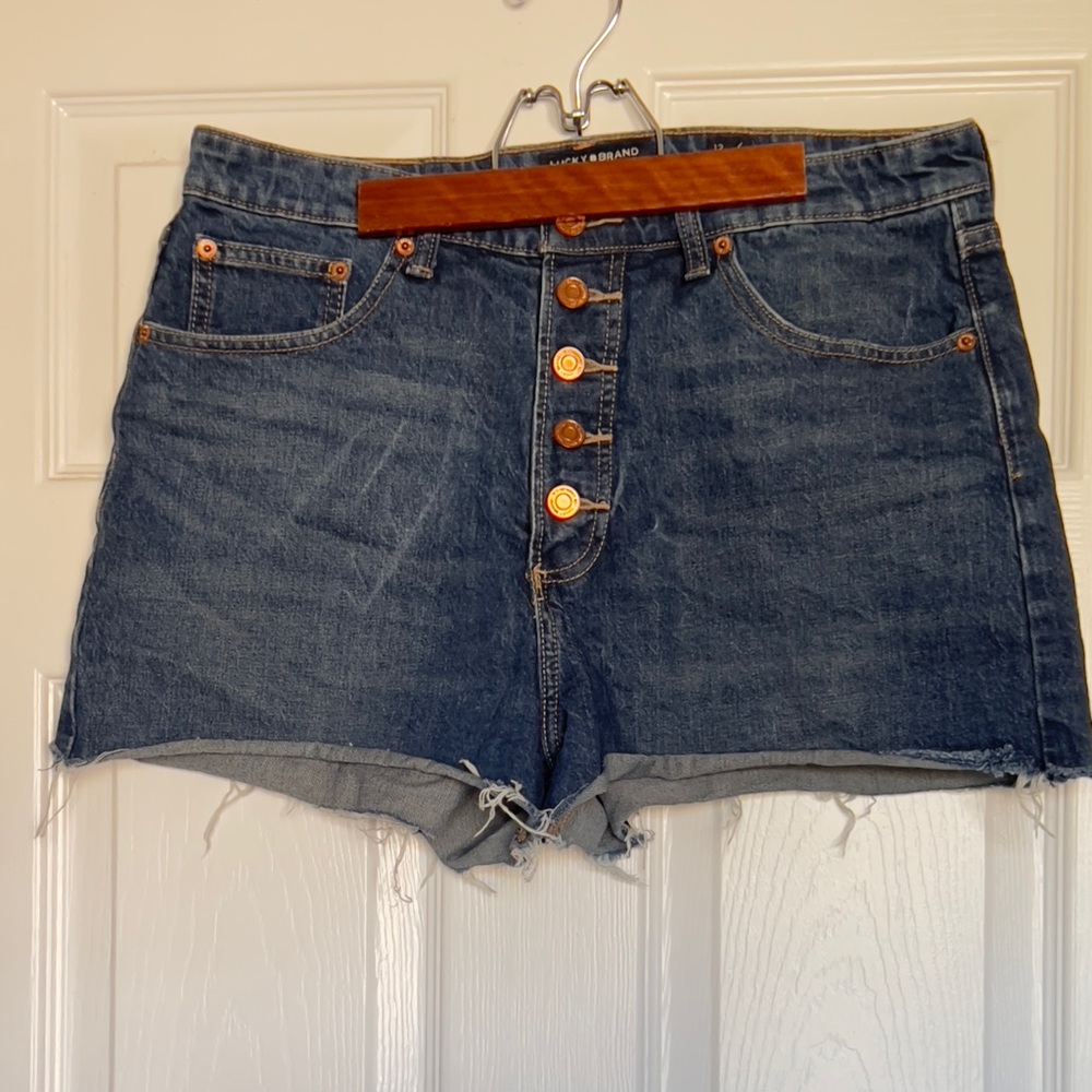 Lucky Brand Lucky Pins Short Size 12/31